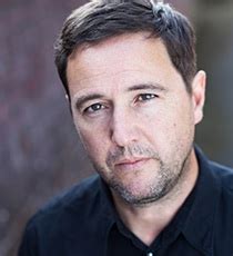 richard lynch (welsh actor)|Iba pa.